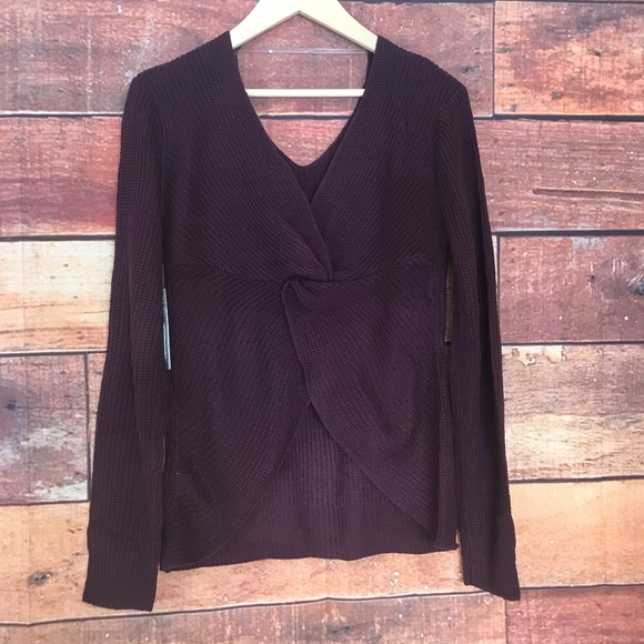 Women/'s XL Almost Famoust the /"Twista/" Sweater wear it 2 ways NWT maroon knit